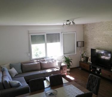 Lapcici House | Vila Ena