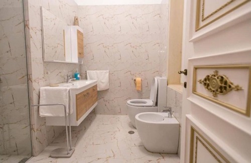 Blloku Hotel | Vila Ferdinand Modern Rooms In Tirana