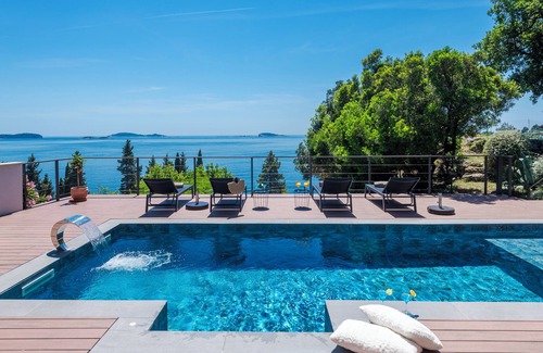 Mlini Villa | Vila Hortensia-With Private Pool and Beaches Front