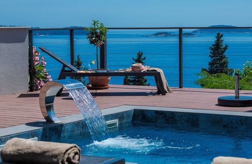 Mlini Villa | Vila Hortensia-With Private Pool and Beaches Front