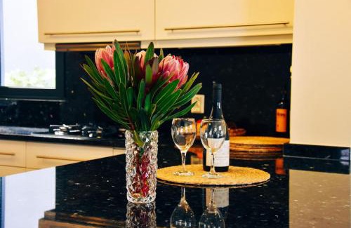 Canhas House | Vila Juntos by Your Madeira Rentals