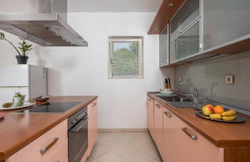 Rubesi House | Vila Lux 1