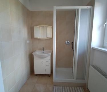 Prague 5 Apartment | Vila Malvazinky
