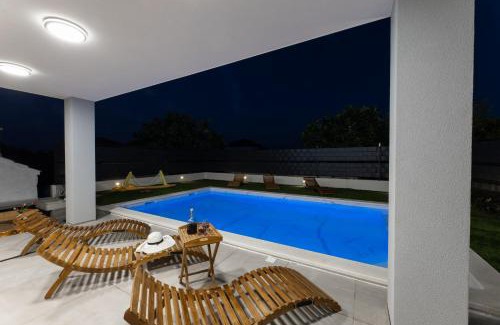 Kastel Novi Villa | Vila MaMe