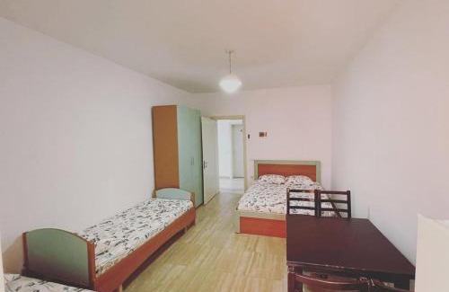 Shengjin Hotel | Vila Muça