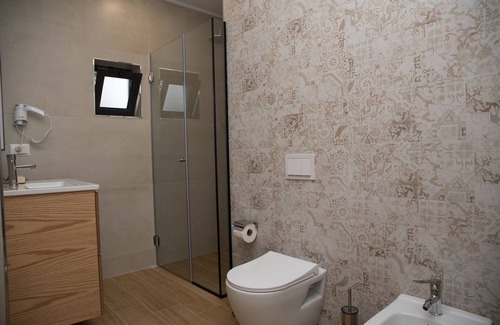 Korce Hotel | Vila Muslli