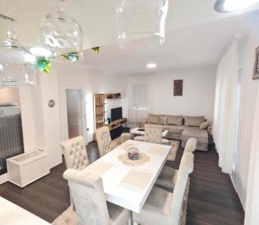 Gornji Milanovac Villa | Vila Nika