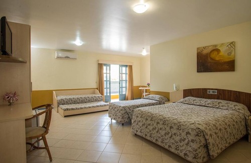 Praia da Armacao do Itapocoroi Hotel | Vila Olaria Hotel