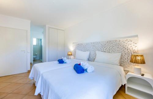 Meia Praia Apartment | Vila Palmeira Beach Resort