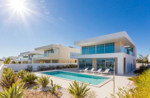 Lagos Villa | Vila Ponta da Piedade