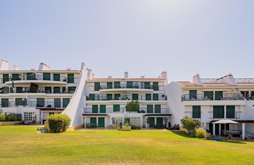 Quarteira Apartment | Vila Sol Golf Apartment by Ideal Homes