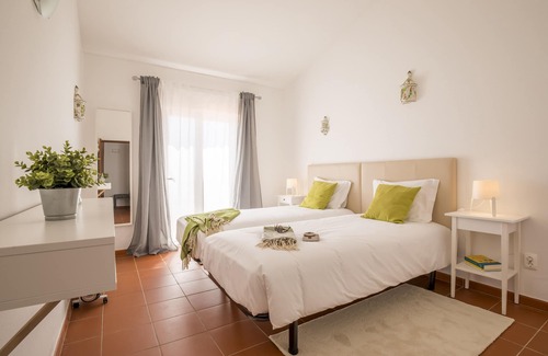 Luz Bed & Breakfast | Vila Sta Teresinha Suites