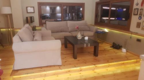Katakolo Apartment | Vila Thailanda in Katakolo