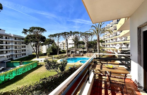 Vilamoura Apartment | Vilamoura Palm Tree With Pool by Homing