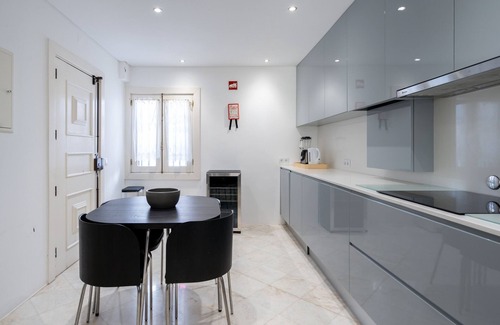 Vilamoura Ski Chalet | Vilamouratenis Sunscape by SAPvillas