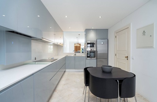 Vilamoura Ski Chalet | Vilamouratenis Sunscape by SAPvillas