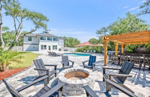 Vilano Beach House | Vilano Rose Slps 24, 6Bds, 5 Bths, Pool, Wlk to Beach, Golf, Pets