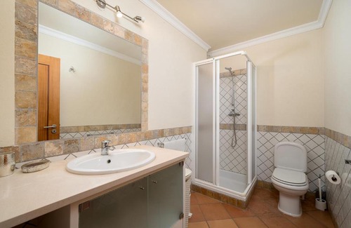 Vale do Garrao Apartment | Vilas Alvas -2 Bedroom Condo Vale do Lobo near the beach