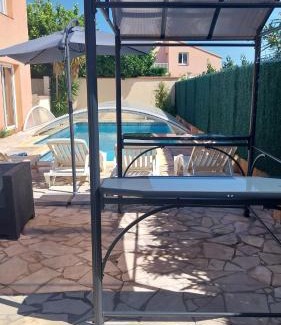 Saint-Hippolyte Villa | Villa Climatise Avec Grande Piscine