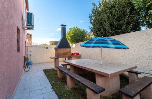 Saint-Hippolyte Villa | Villa Climatise Avec Grande Piscine