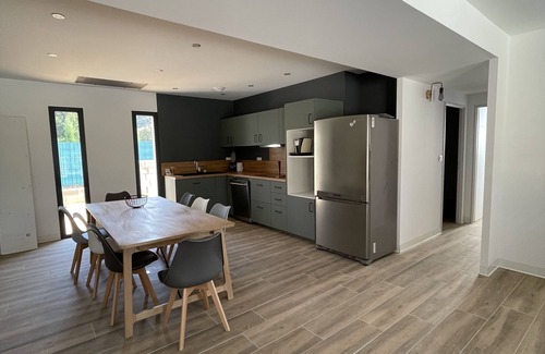 Saint-Martin-de-Valgalgues Villa | Villa Contemporaine en Cévènes