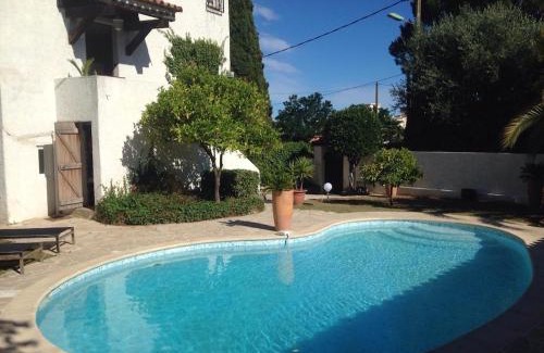 Le Cannet Villa | Villa élégante avec piscine privée à Le Cannet