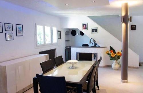 Le Cannet Villa | Villa élégante avec piscine privée à Le Cannet