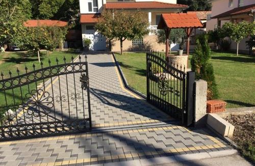 Trn Villa | Villa Šurmanci