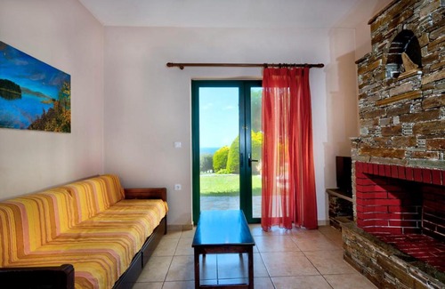 Karystos Apartment | Villa Κτήμα Νικόλα