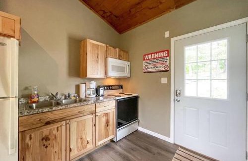 Lake Ozark House | Villa 1 sleep 6 w/VIP pkg- Bachelor parties here!