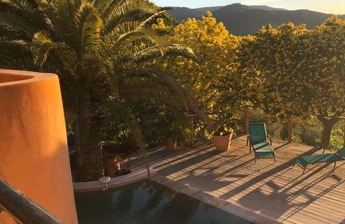 Bormes-Les-Mimosas Villa | Villa 14 guests, pool & hotel services included, pets allowed