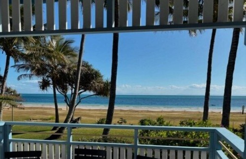 Brisbane Waterfront House | Villa 18 Moreton island