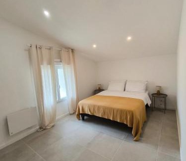 Valeyrac House | Villa 1904 - 18 pers - 9 chambres -piscine