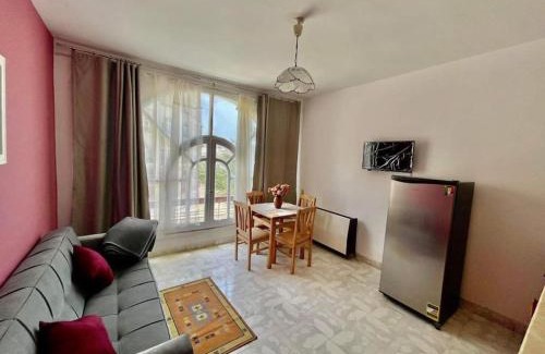 Corniche Road-Dahar Apartment | Villa 2 apartment 4 village veiw infront of Palma de Meritee