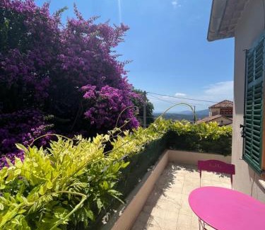 Grasse Villa | Villa 2 chambres rénovée Juillet 2023 - vue mer - parking privé