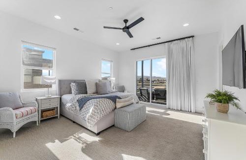 Bloomington Apartment | Villa #22 at Bloomington Country Club - Fairway to Heaven condo