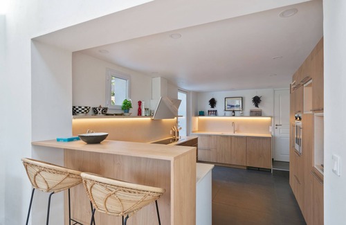 Bayonne Villa | Villa 230m² Avec Couloir de Nage et Grand Jardin