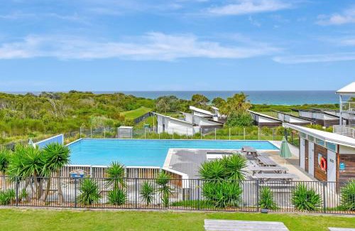 Caves Beach Villa | Villa 27 at Caves Beach Villas
