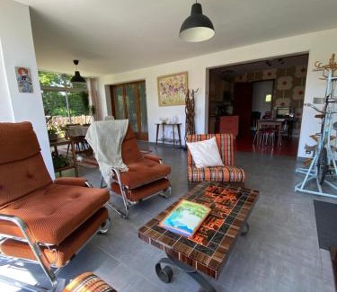 Royan House | Villa 3 étoiles très calme Royan centre