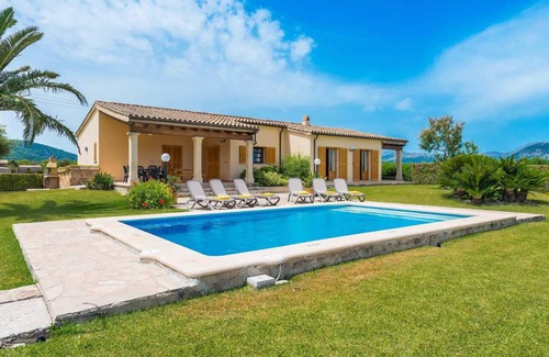 Alcudia Villa | Villa ∙ 3 bedrooms ∙ 6 guests