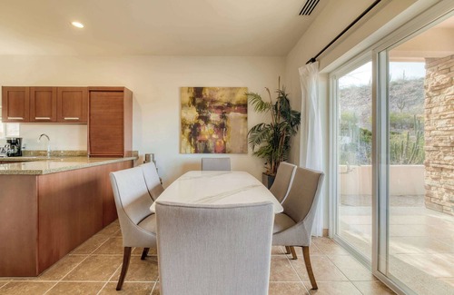 La Paz Apartment | Villa 3BR Ocean View & Jacuzzi at Colinas