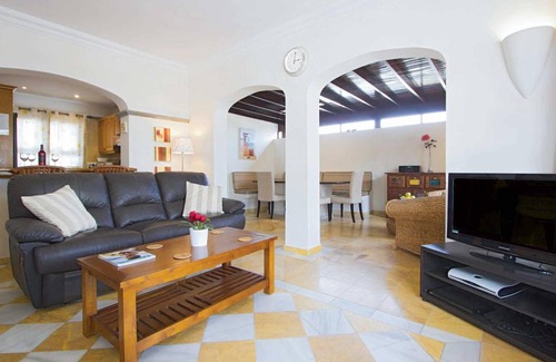 Montana Roja Villa | Villa ∙ 4 bedrooms ∙ 8 guests