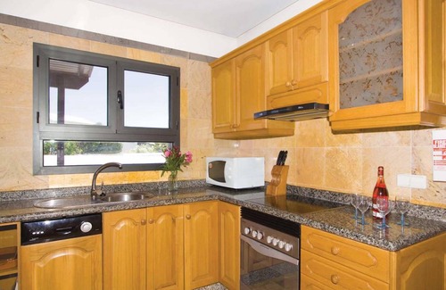 Montana Roja Villa | Villa ∙ 4 bedrooms ∙ 8 guests
