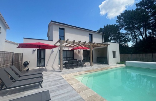 Saint-Augustin Villa | Villa 4 chambres 4 salles de bains avec jardin + jacuzzi, piscine (villa 19)