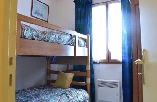 Saint-Pierre-la-Mer House | Villa 4 pièces avec véranda, proche plage, parking privé et BBQ - Saint Pierre la Mer - FR-1-229D-107