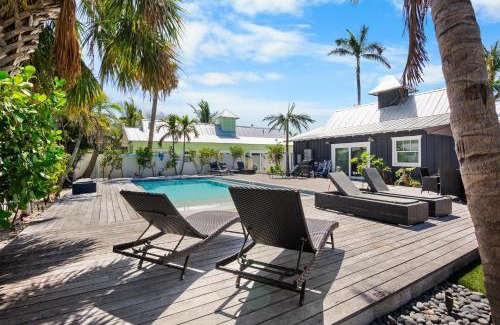 Holmes Beach Villa | Villa #4 Sand Dollar
