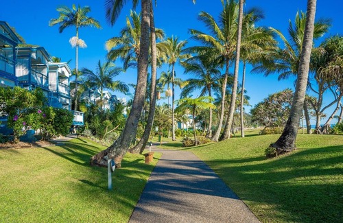 Brisbane Waterfront House | Villa 44 Moreton island