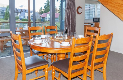 Hanmer Springs House | VILLA 462, family friendly, with open fire in Hanmer Springs