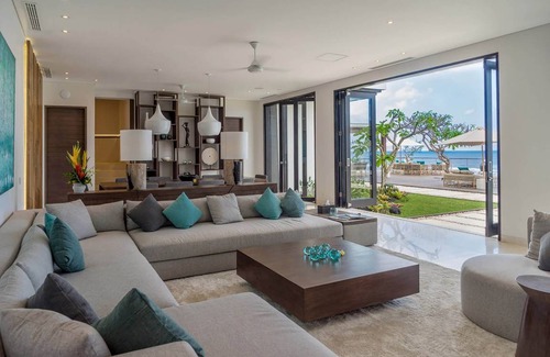 Sawangan Villa | Villa ∙ 5 bedrooms ∙ 10 guests