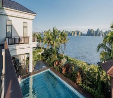 Ha Long Apartment | Villa 5 phòng ngủ víp - Tuần Châu - Sát biển